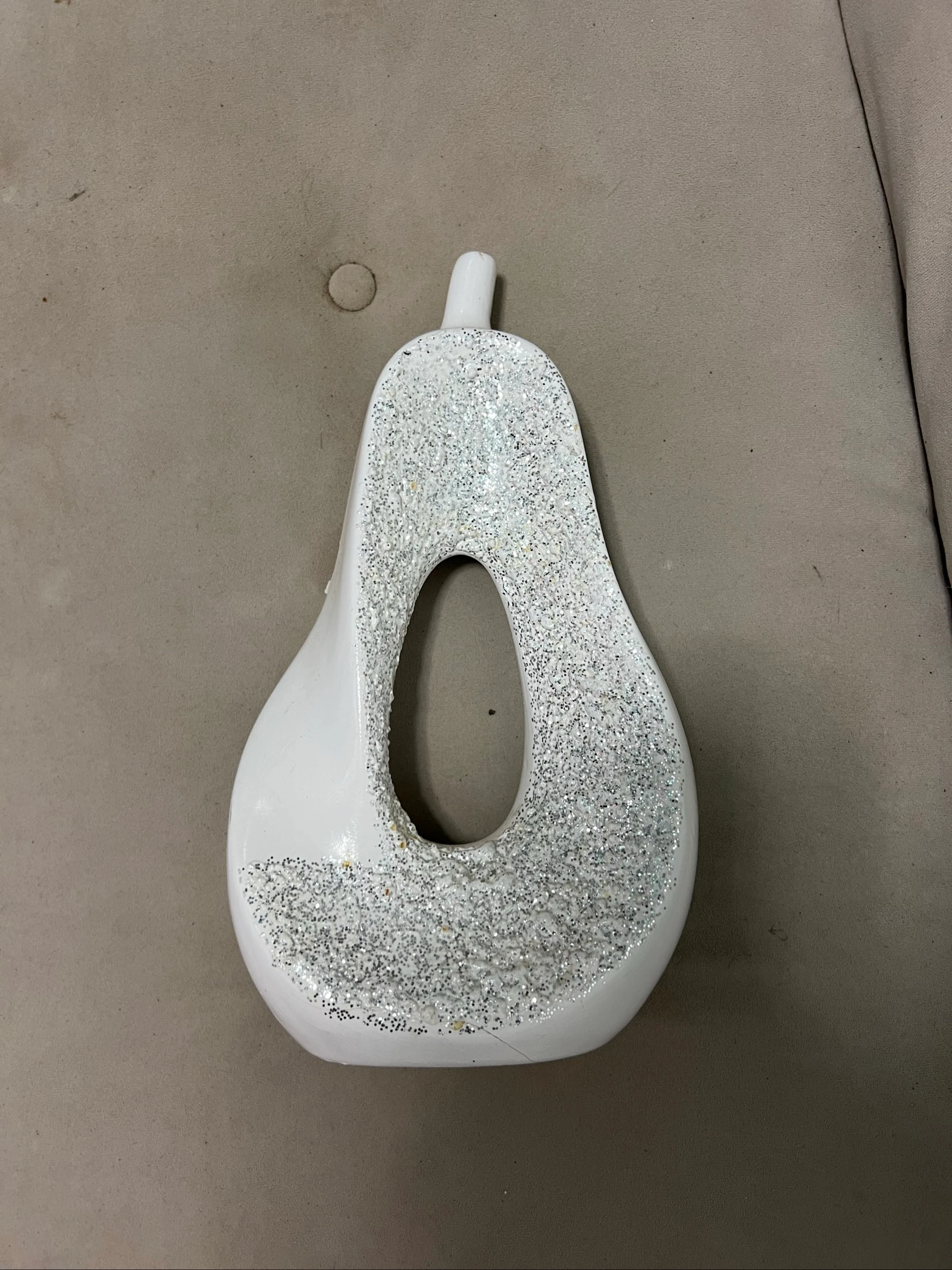 Poire décorative blanche